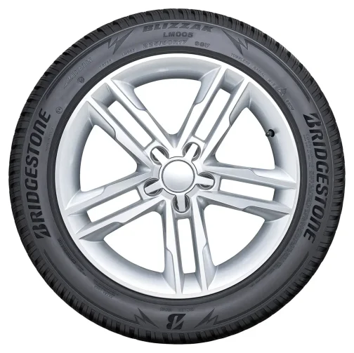 Bridgestone BLIZ.LM005 225/50 R17 98 H